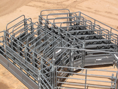 Arrow Pen Gate Panel - Image 0