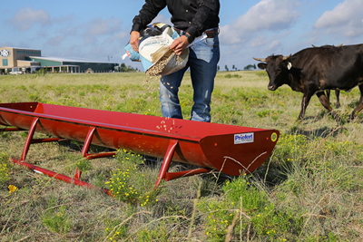 10' Bunk Feeder w/Powder Coated Metal Liner - Image 6