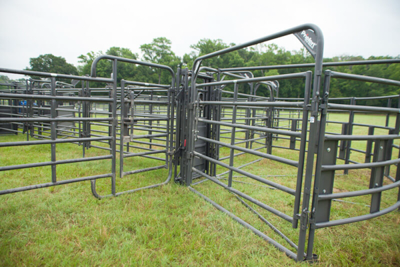 Rough Stock 8' Open Bow Gate - Image 1